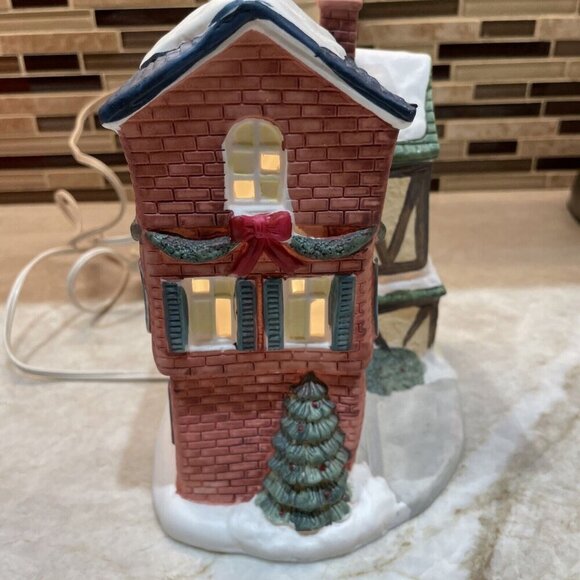 Christmas Village Hotel Barber Shopl Lighted Hand Painted House Porcelain Caldor - Picture 6 of 14